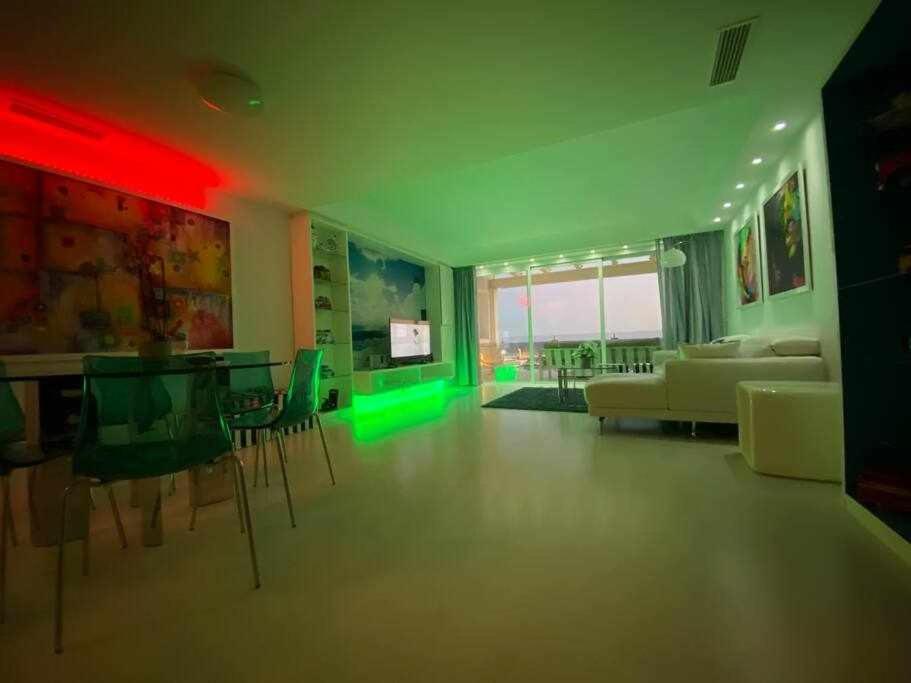 Puerto Banus Penthouse Apartment K1 Marbella Exteriör bild